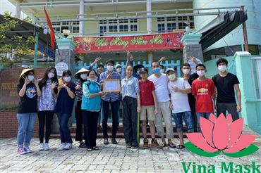 Paint the orphanage with Vinamask